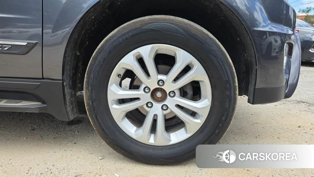 Ssangyong The New Korando Sports id 4694247 из Кореи 13