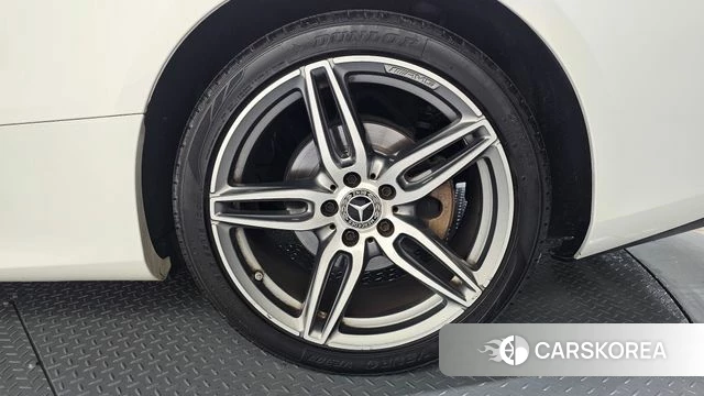 Mercedes-Benz E-Class W213 id 4722442 из Кореи 13