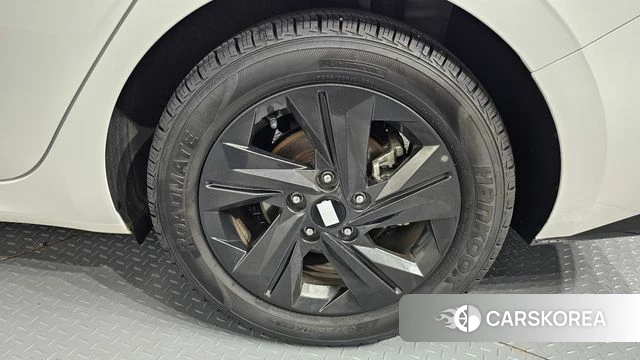 Hyundai Avante Hybrid (CN7) id 4650501 из Кореи 13