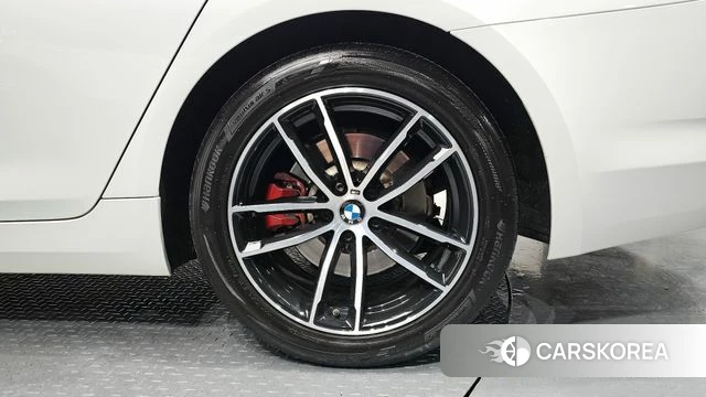 BMW 5 Series (G30) id 4356696 из Кореи 13