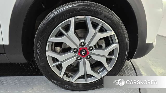 Kia Seltos id 4429841 из Кореи 13