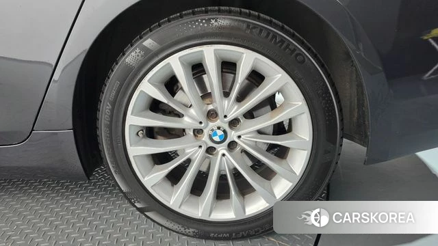 BMW 5 Series (G30) id 4849295 из Кореи 13