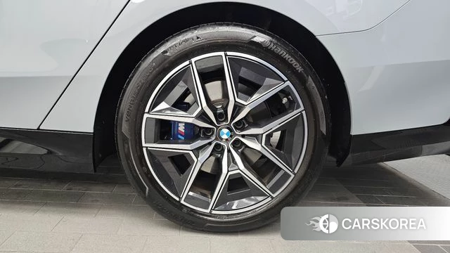 BMW 5 Series (G60) id 4381334 из Кореи 13