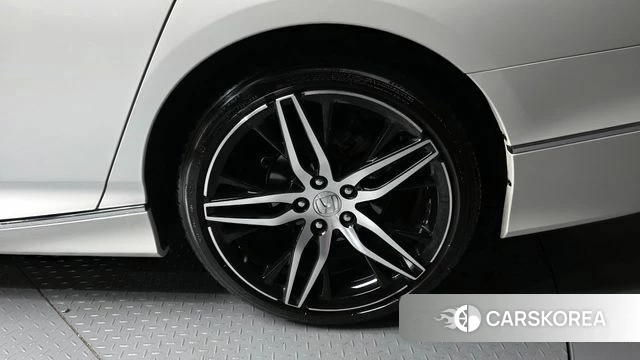 Honda Accord 10th Generation id 4309008 из Кореи 13