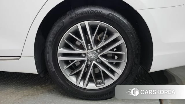 Hyundai Grandeur IG id 4351022 из Кореи 13