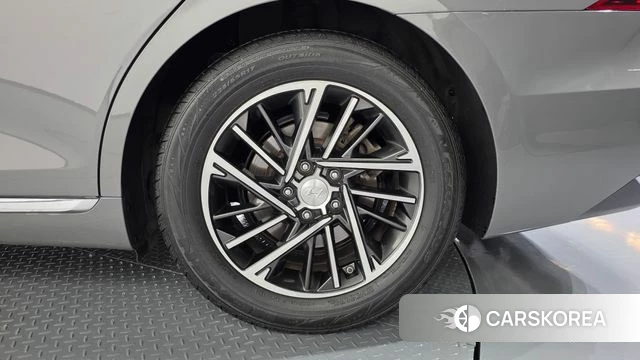 Hyundai The New Grandeur IG id 4245247 из Кореи 13