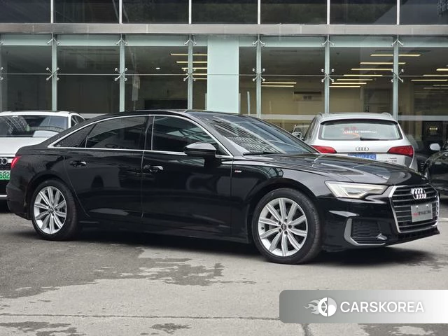 Audi A6L id 4272348 из Китая 13
