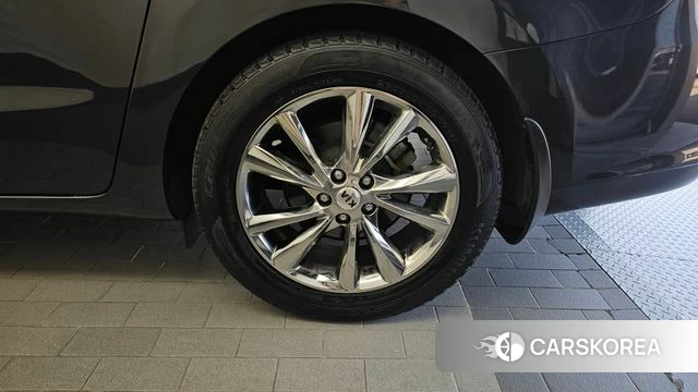 Kia The New Carnival id 4924017 из Кореи 13