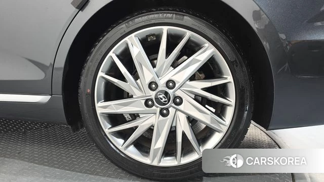 Hyundai The New Grandeur IG id 4637428 из Кореи 13