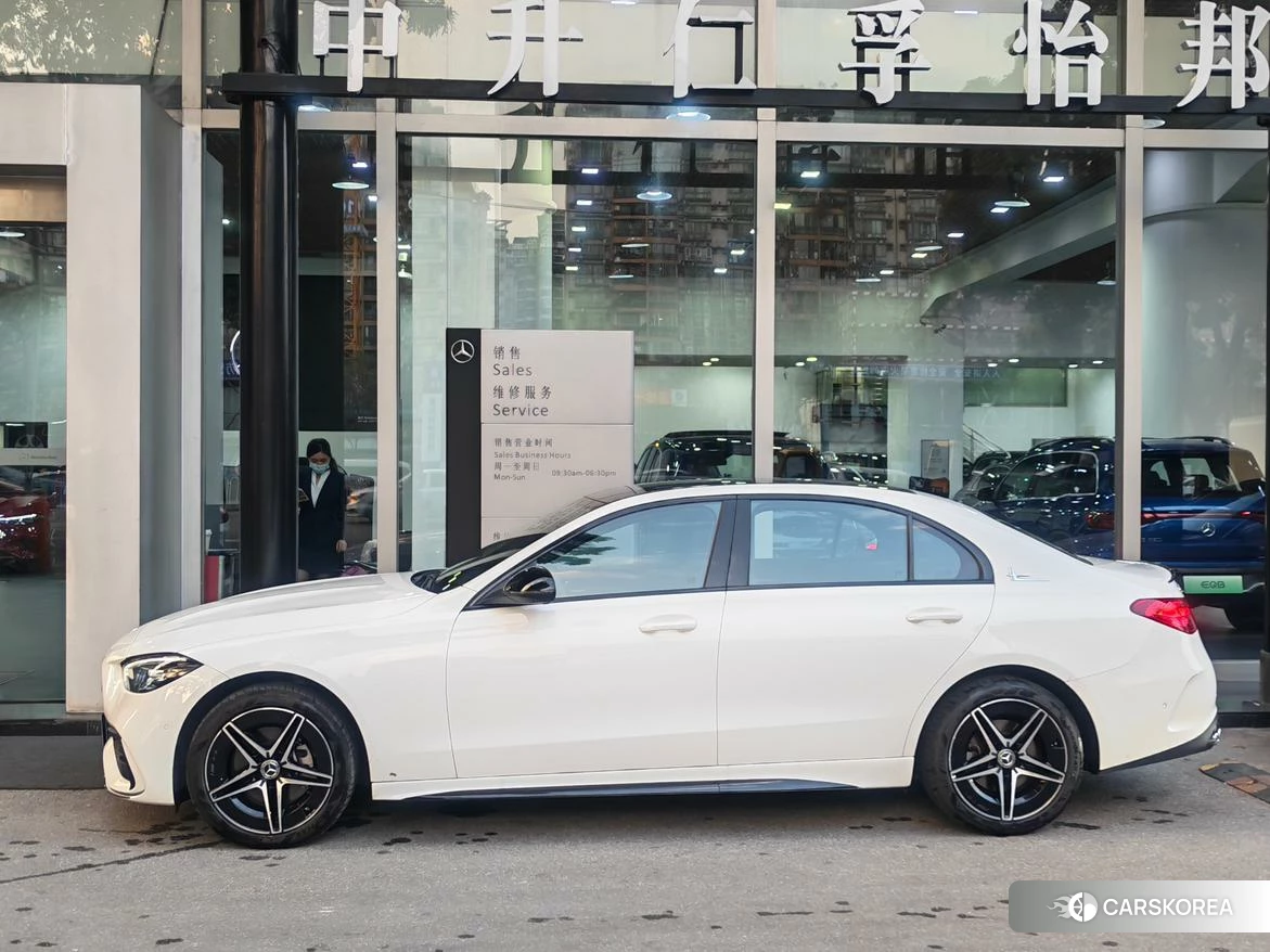Mercedes-Benz Class C id 4452589 из Китая 13