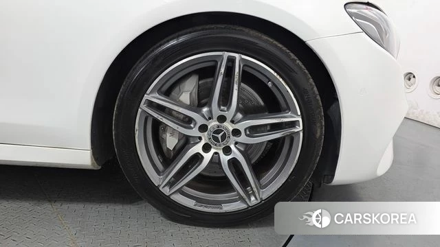 Mercedes-Benz E-Class W213 id 4435614 из Кореи 13