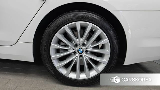 BMW 5 Series (G30) id 4625568 из Кореи 13