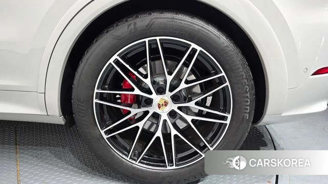 Porsche Cayenne (PO536) id 4441855 из Кореи 13