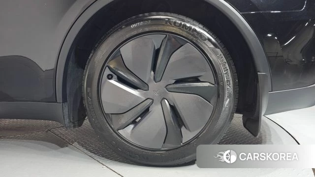 Tesla Model Y id 4778027 из Кореи 13