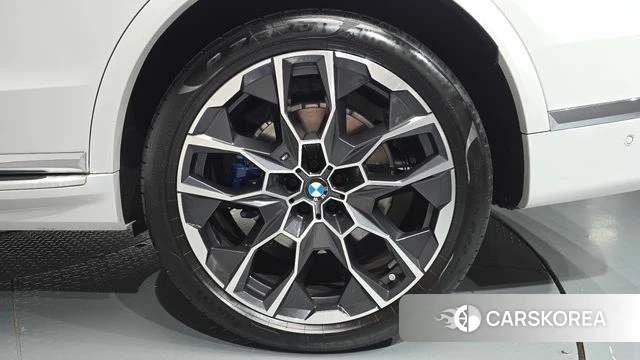 BMW X7 (G07) id 4720141 из Кореи 13