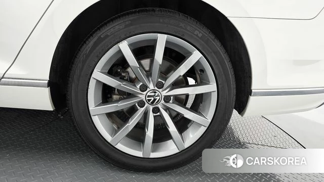 Volkswagen Passat GT (B8) id 4562352 из Кореи 13