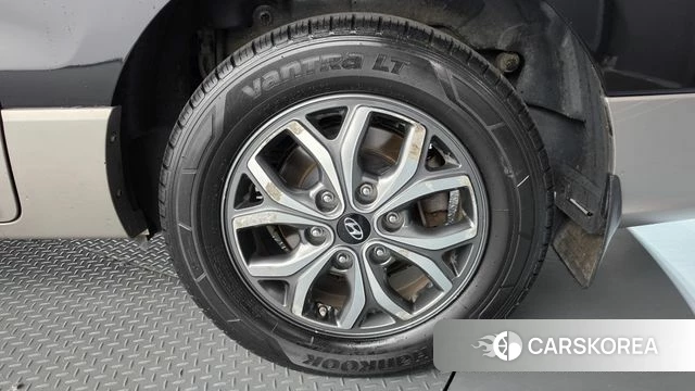 Hyundai The New Grand Starex id 4693988 из Кореи 13