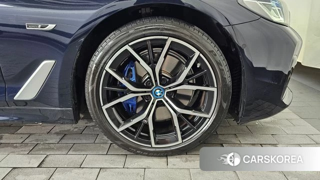 BMW 5 Series (G30) id 4736187 из Кореи 13