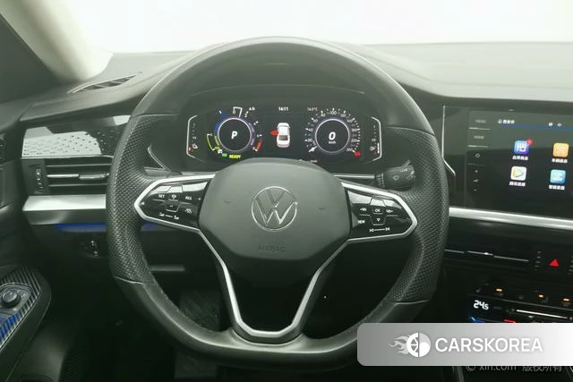 Volkswagen Passat PHEV id 4210577 из Китая 13