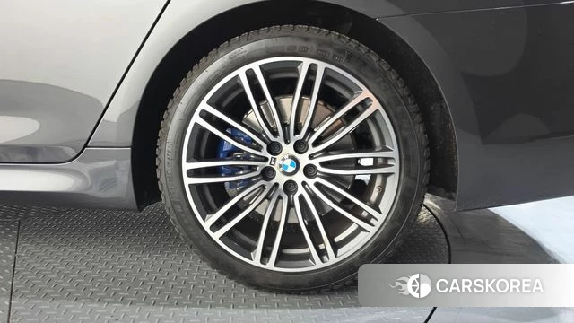 BMW 5 Series (G30) id 4356509 из Кореи 13