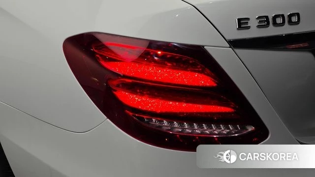 Mercedes-Benz E-Class W213 id 4662488 из Кореи 13