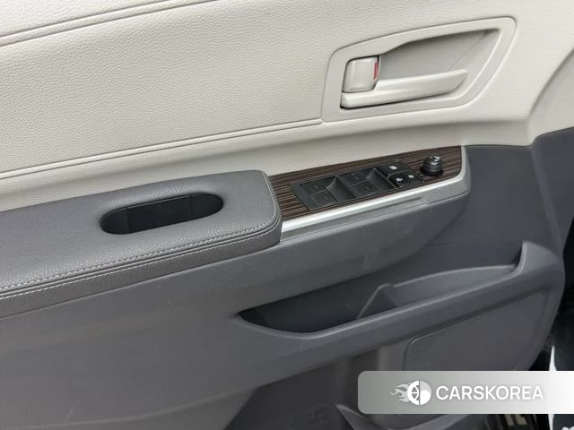 Toyota Grevia id 4272114 из Китая 13