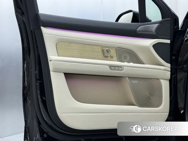 Weilai ES8 id 3993574 из Китая 13