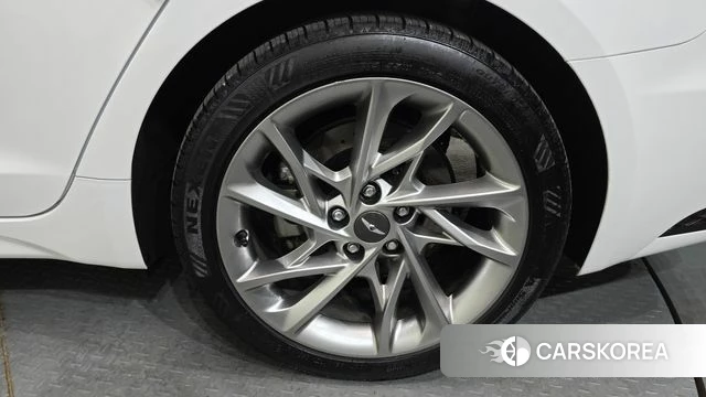 Genesis The New G70 id 4293599 из Кореи 13