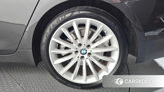 BMW 5 Series (G30) id 4624002 из Кореи 13