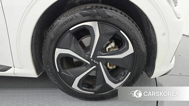 Kia EV6 id 4624301 из Кореи 13