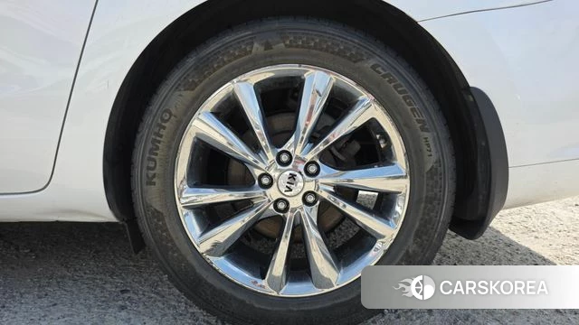 Kia The New Carnival id 4345633 из Кореи 13