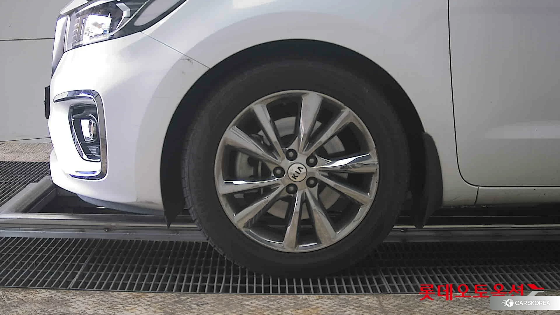 Kia Carnival id 3869437 из Кореи 13