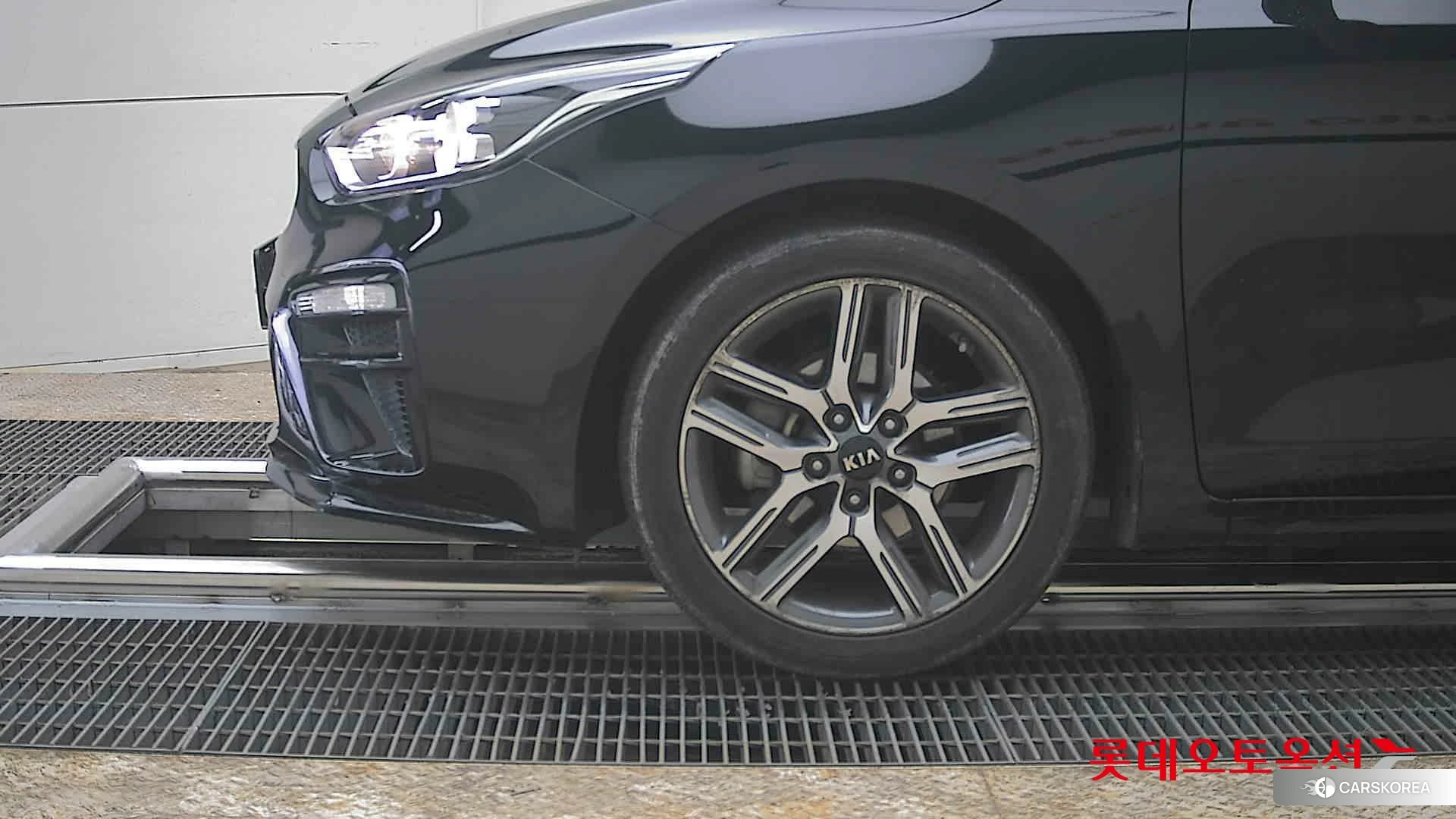 Kia K3 id 3869446 из Кореи 13