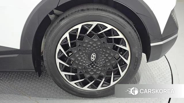 Hyundai Ionic 5 id 4763485 из Кореи 13