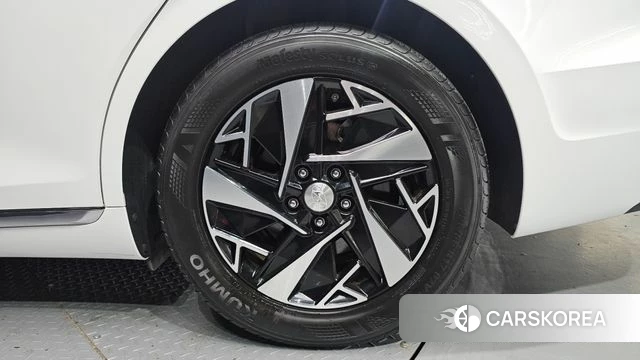 Hyundai The New Grandeur IG Hybrid id 4614295 из Кореи 13