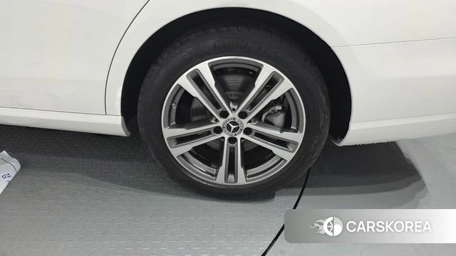 Mercedes-Benz E-Class W213 id 4608735 из Кореи 13