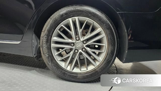 Hyundai Grandeur IG id 4424827 из Кореи 13