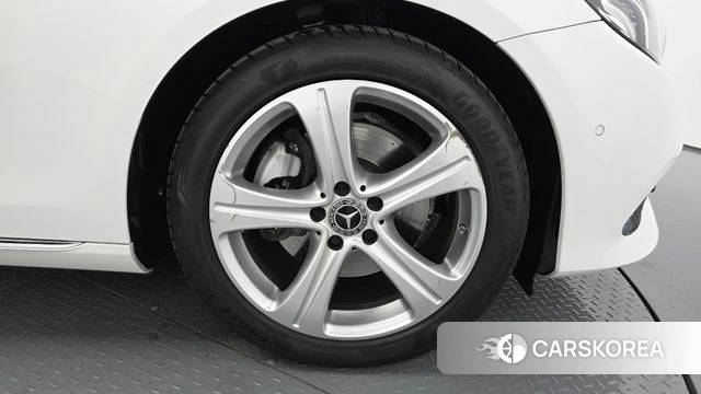 Mercedes-Benz E-Class W213 id 4856473 из Кореи 13