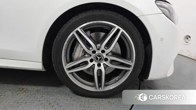 Mercedes-Benz E-Class W213 id 4605271 из Кореи 13