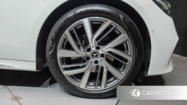 Mercedes-Benz E-Class W214 id 4725199 из Кореи 13