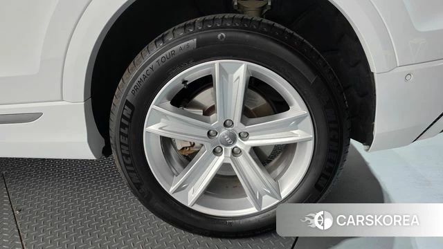 Audi Q8 (4M) id 4702936 из Кореи 13