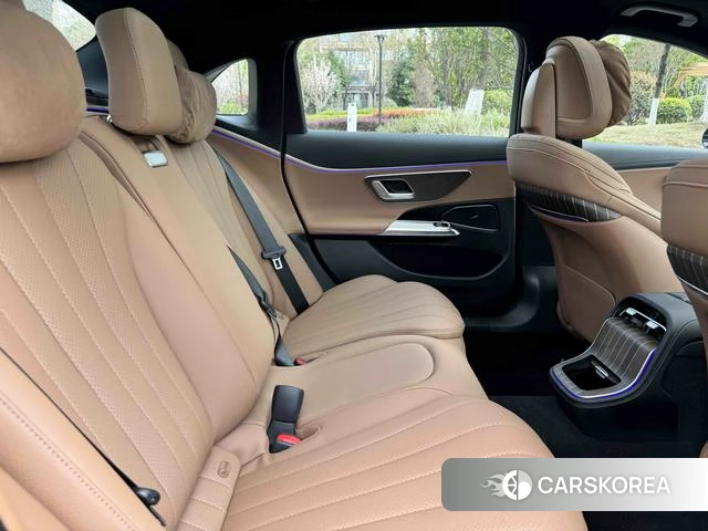 Mercedes-Benz E-class PHEV id 4314403 из Китая 13