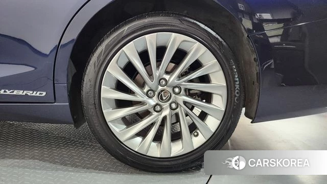 Lexus ES300h 7th generation id 4774964 из Кореи 13