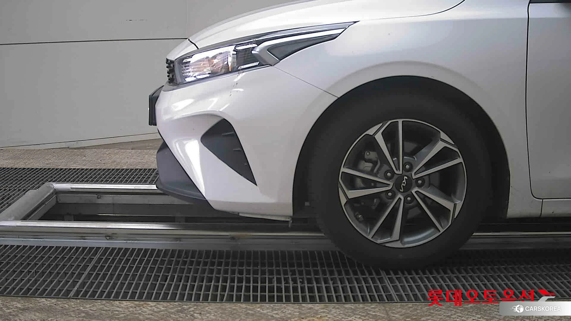 Kia K3 id 3869442 из Кореи 13