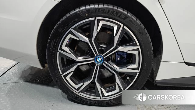 BMW i4 id 4481004 из Кореи 13