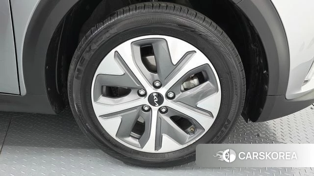 Kia Niro EV id 4383121 из Кореи 13