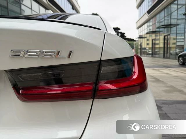BMW 3 series id 4365626 из Китая 13