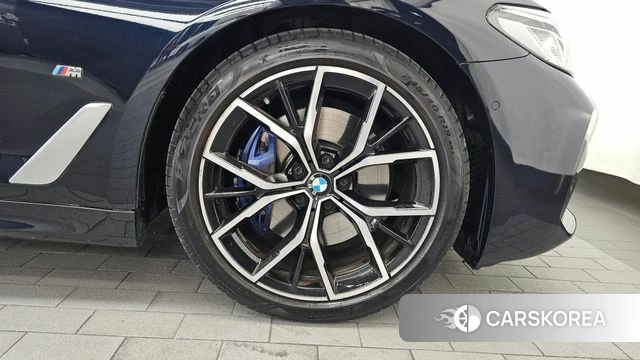 BMW 5 Series (G30) id 4917594 из Кореи 13