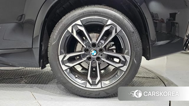 BMW X1 (U11) id 4527986 из Кореи 13