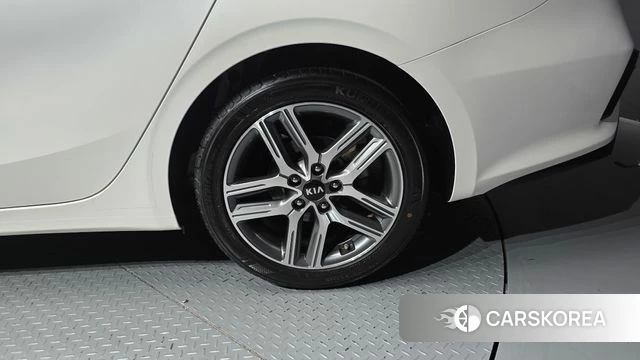 Kia Come New K3 id 4918624 из Кореи 13